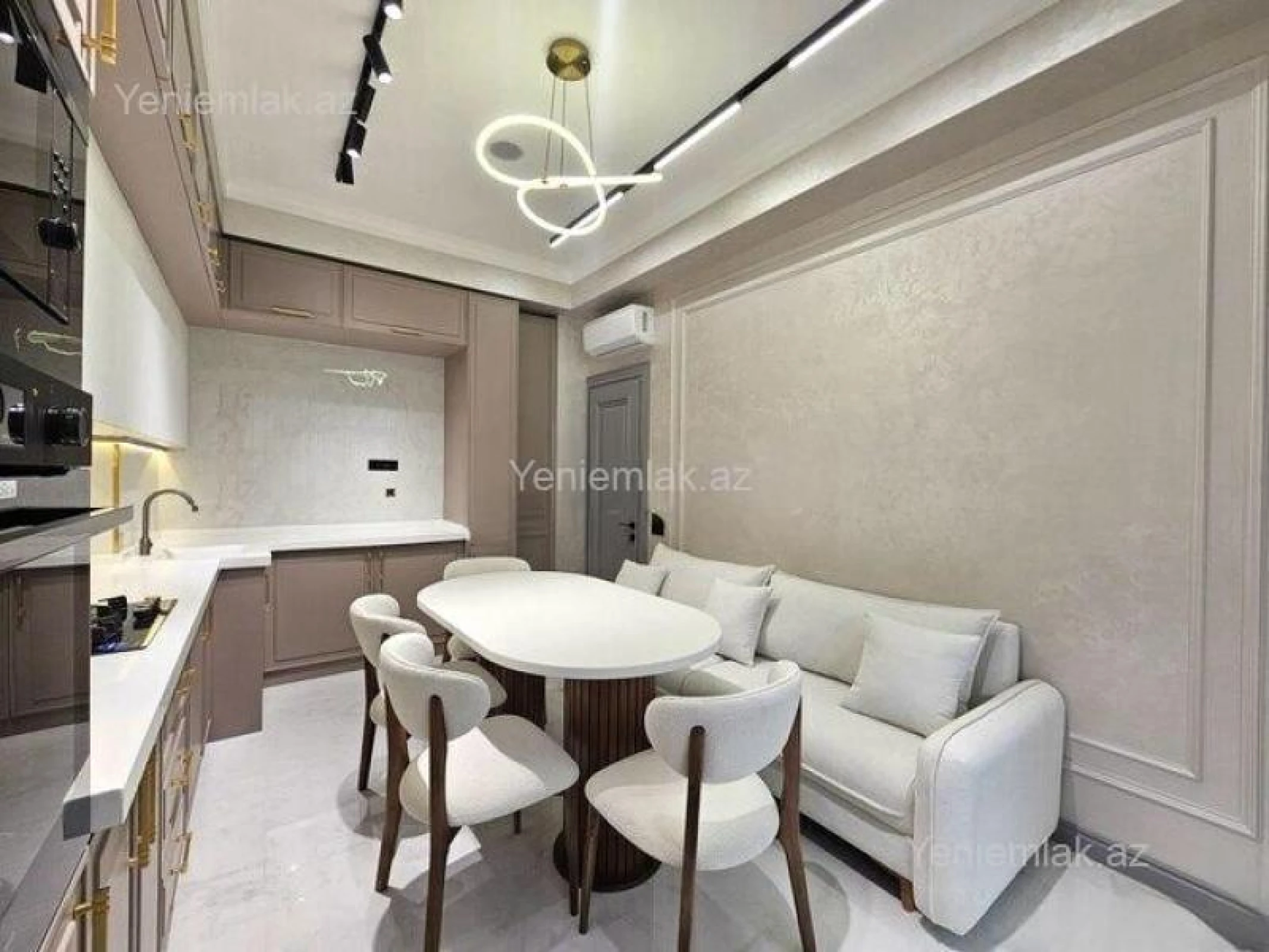 Satılır 3 otaqlı yeni tikili 117 m²