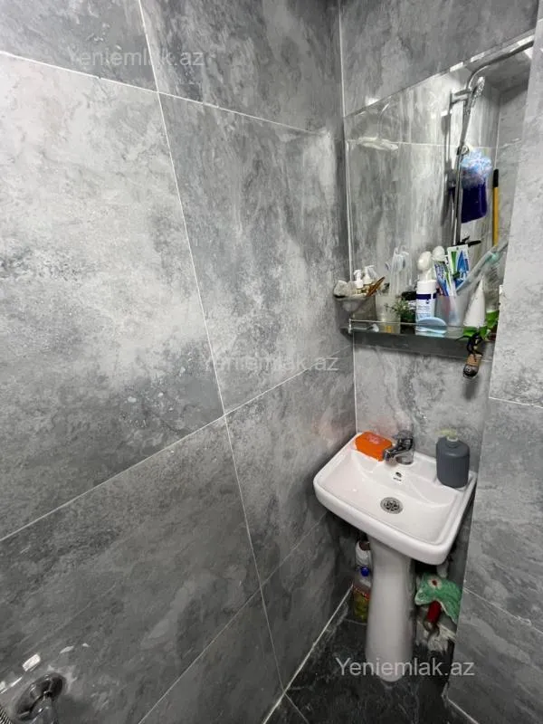 Satılır 3 otaqlı həyət evi 65 m²