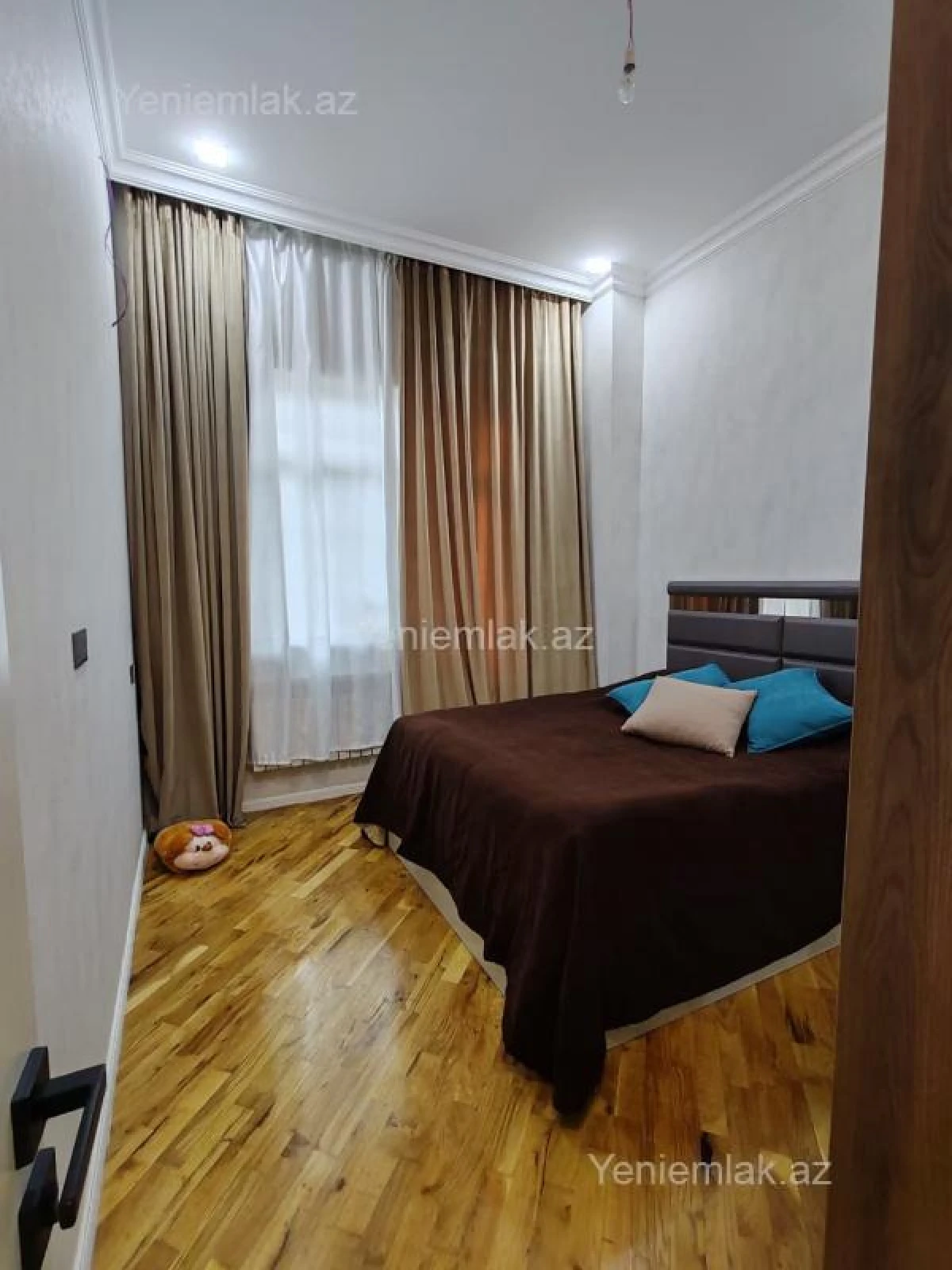 Satılır 2 otaqlı yeni tikili 60 m²