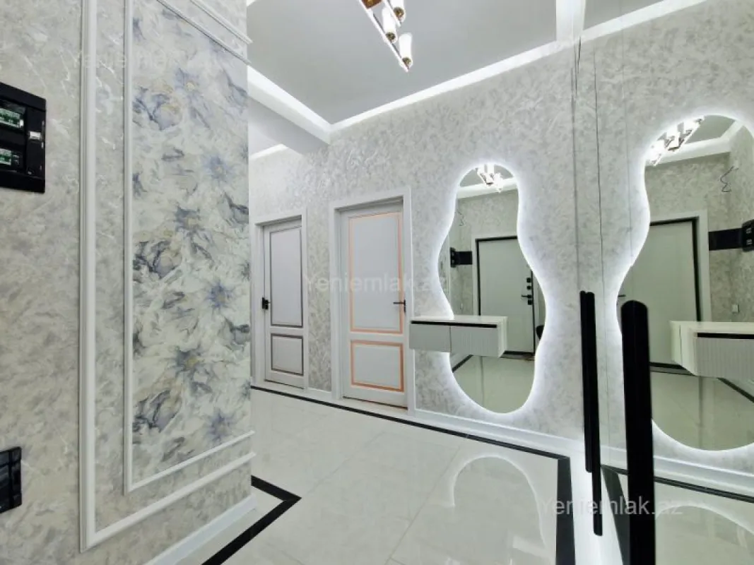 Satılır 3 otaqlı yeni tikili 87 m²