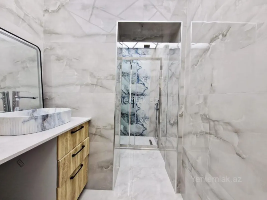 Satılır 3 otaqlı yeni tikili 87 m²