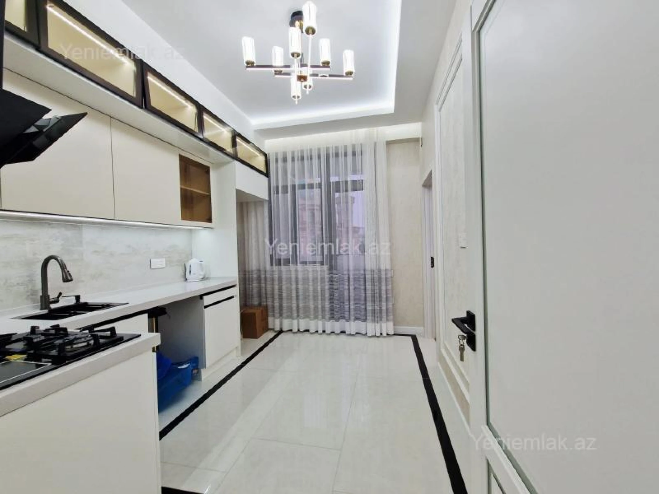 Satılır 3 otaqlı yeni tikili 87 m²