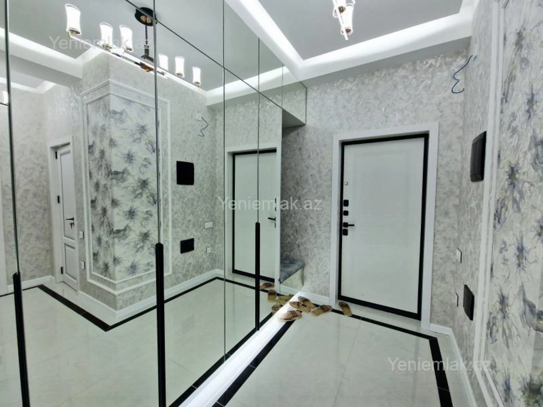 Satılır 3 otaqlı yeni tikili 87 m²