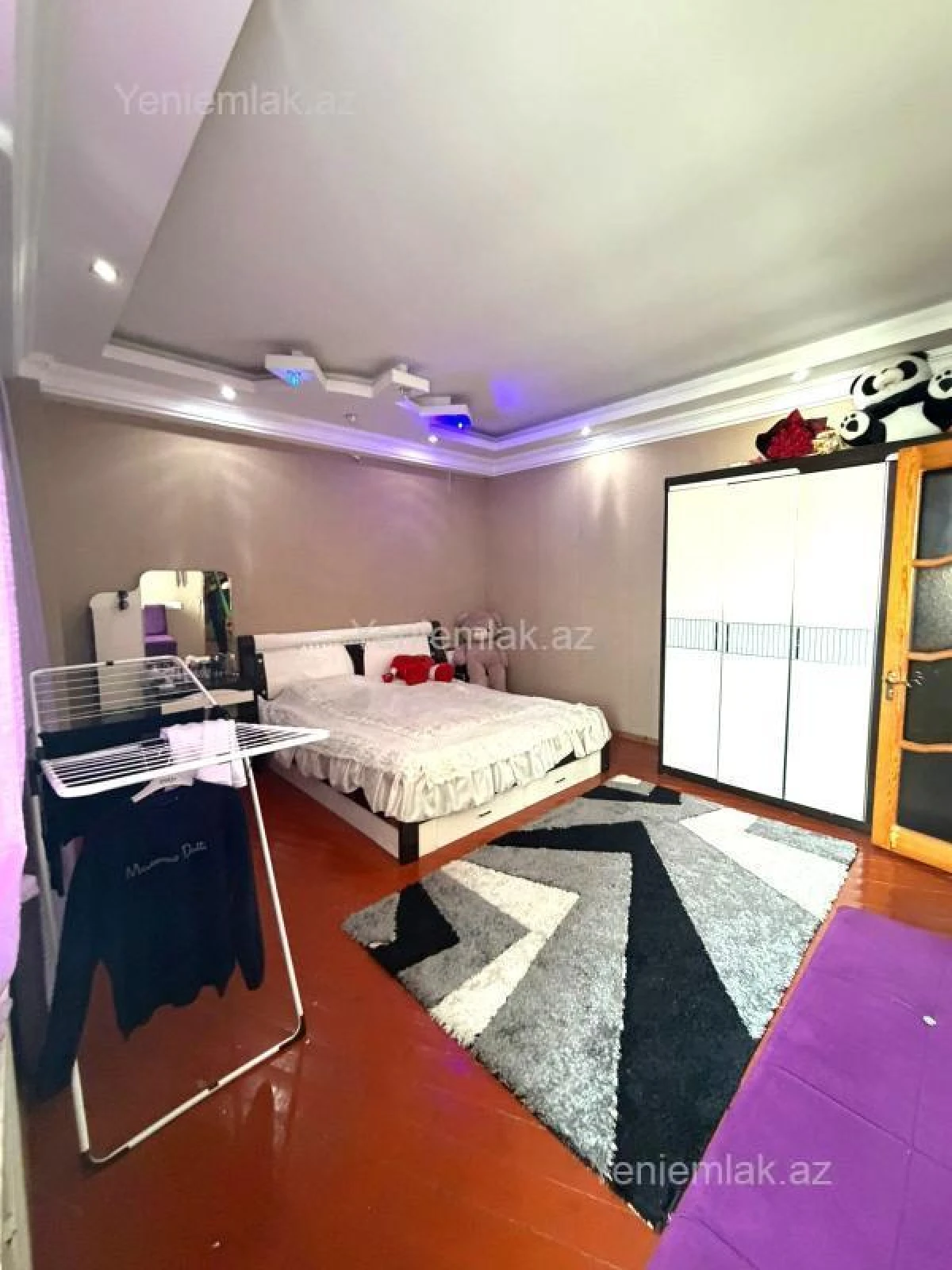 Satılır 2 otaqlı yeni tikili 75 m²