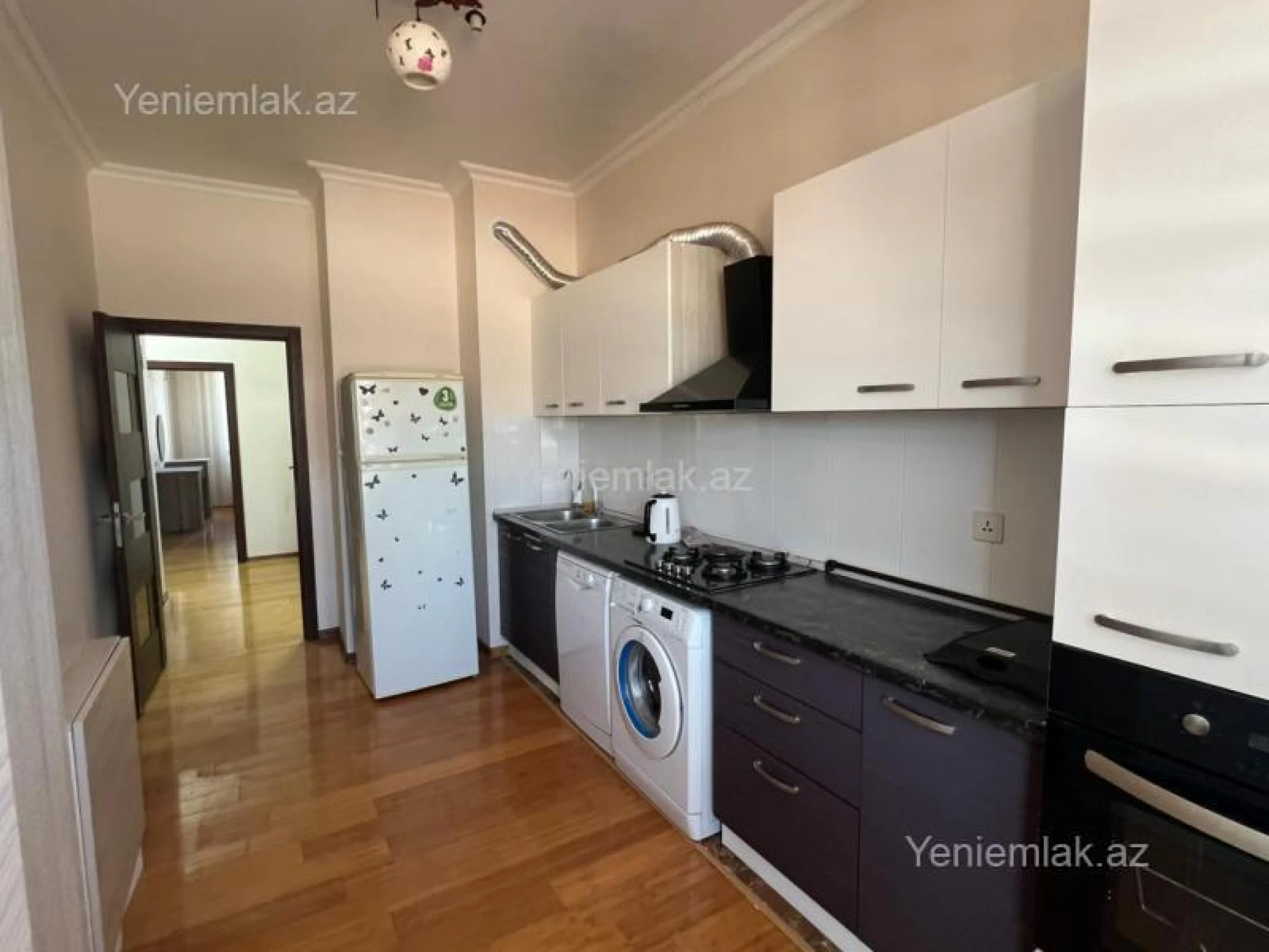 Satılır 3 otaqlı yeni tikili 94 m²
