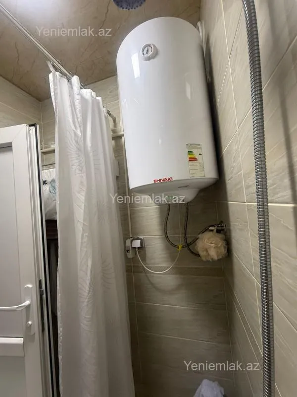 Satılır 2 otaqlı köhnə tikili 60 m²