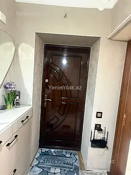 Satılır 2 otaqlı köhnə tikili 60 m²