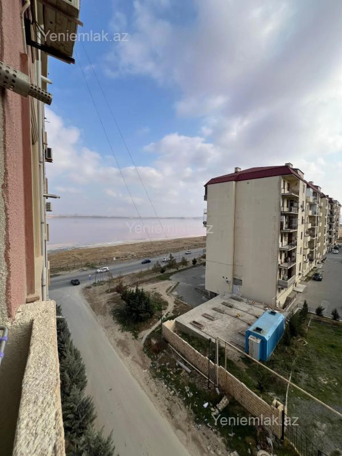 Satılır 3 otaqlı yeni tikili 75 m²