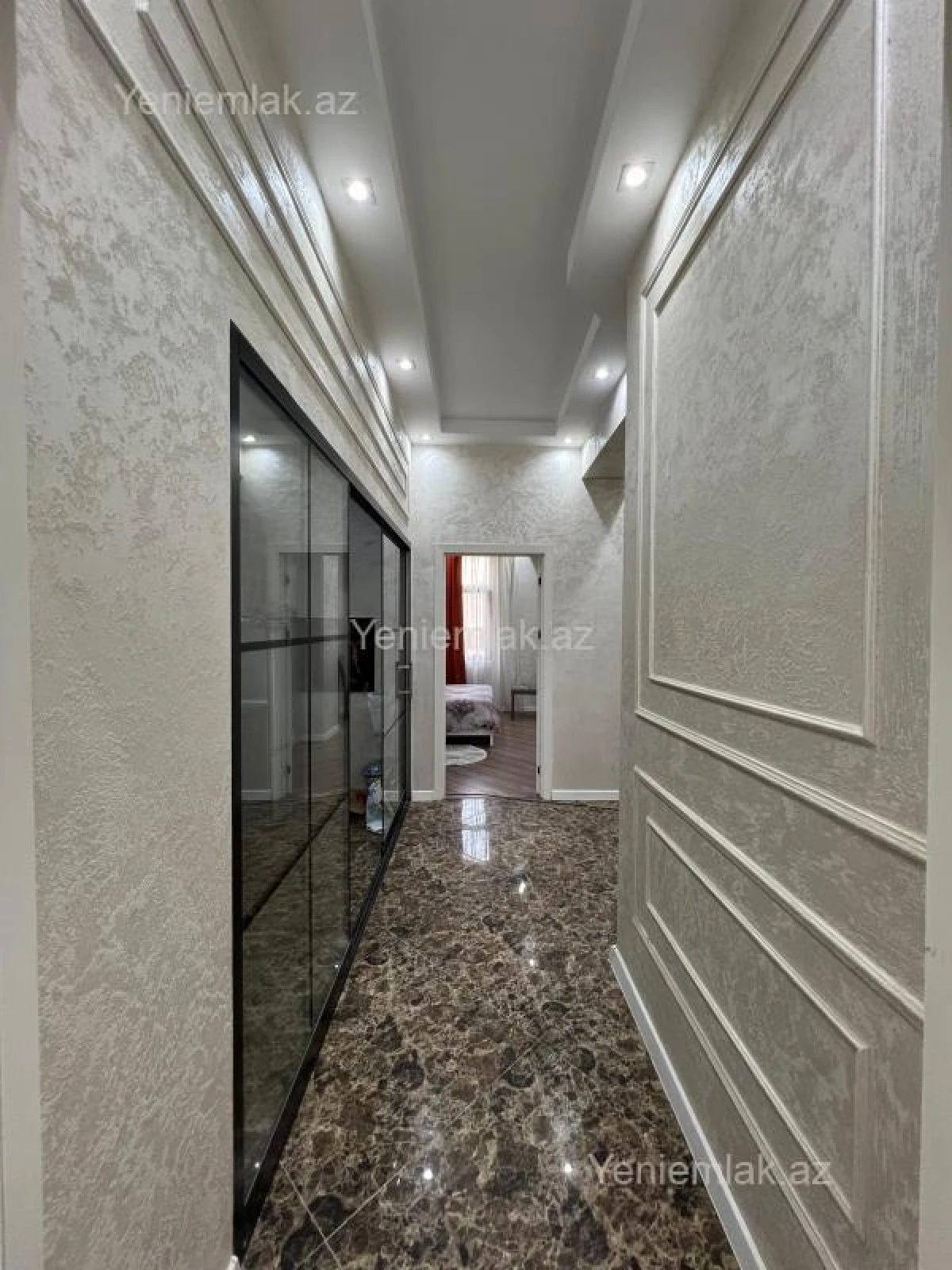 Satılır 3 otaqlı yeni tikili 75 m²