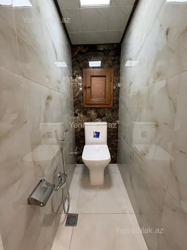 Satılır 3 otaqlı köhnə tikili 82 m²