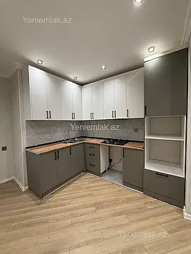 Satılır 3 otaqlı köhnə tikili 82 m²