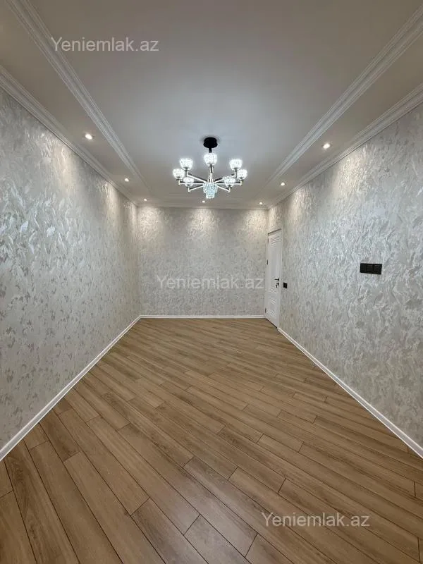 Satılır 3 otaqlı köhnə tikili 82 m²