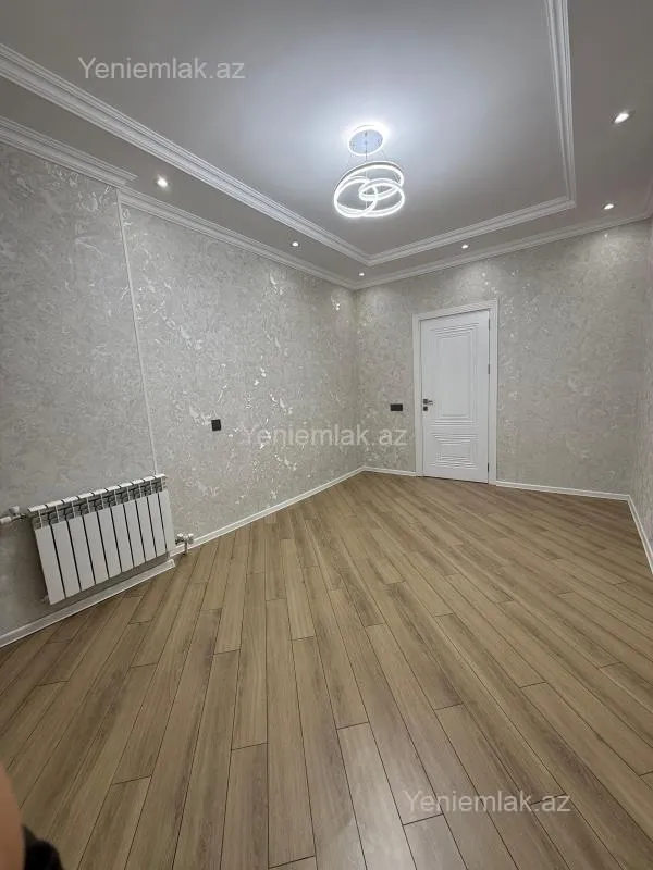 Satılır 3 otaqlı köhnə tikili 82 m²