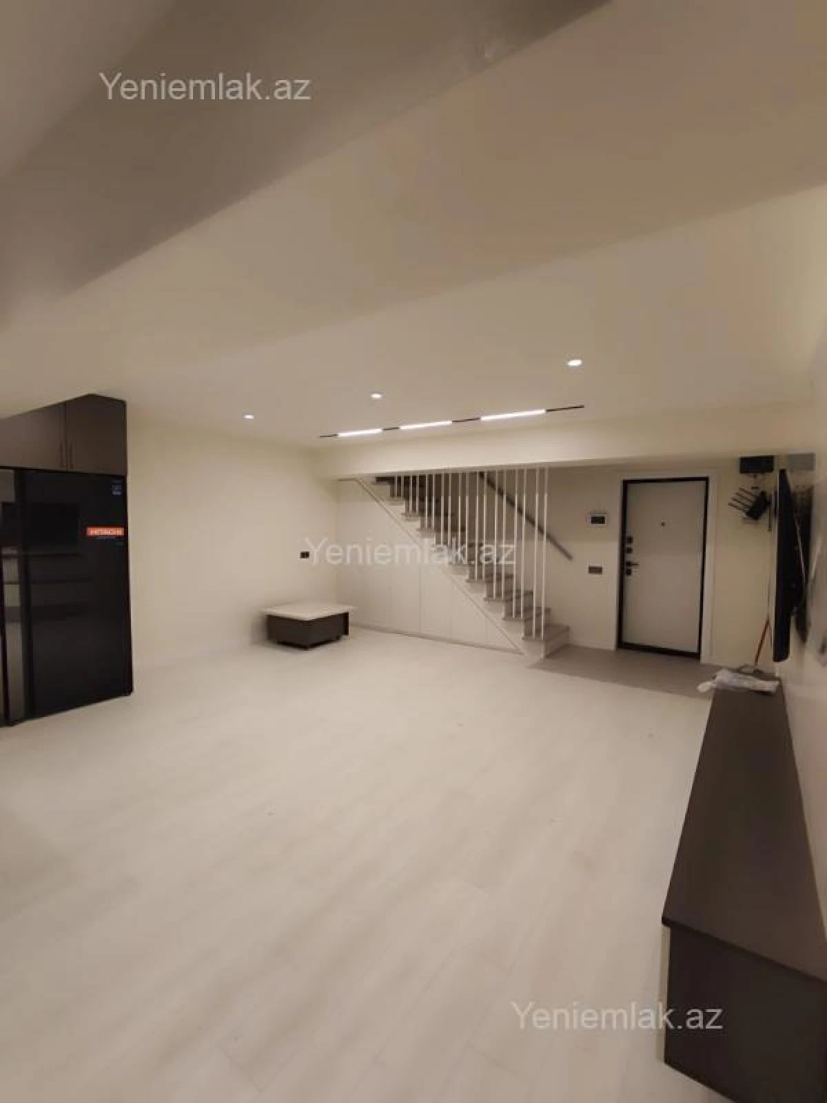 Satılır 4 otaqlı köhnə tikili 135.5 m²