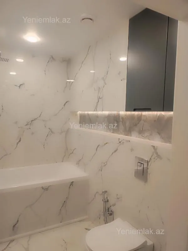 Satılır 4 otaqlı köhnə tikili 135.5 m²