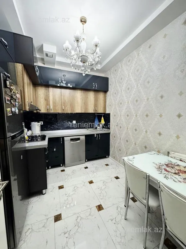 Satılır 2 otaqlı yeni tikili 71 m²