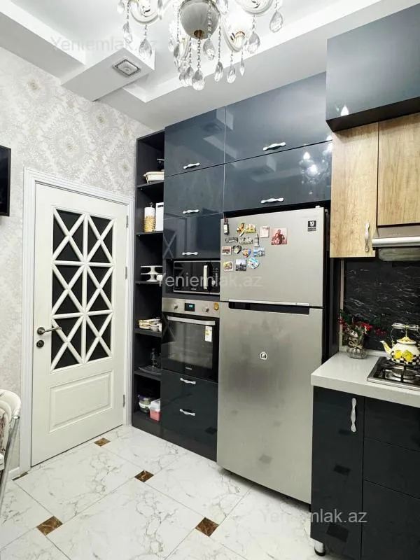 Satılır 2 otaqlı yeni tikili 71 m²