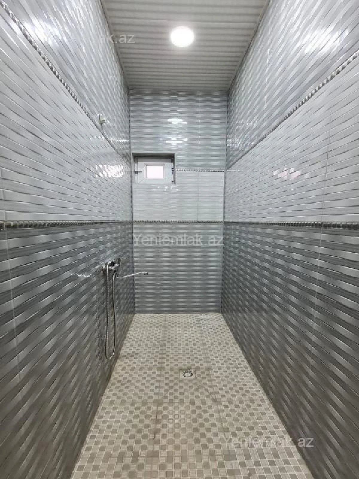 Satılır 4 otaqlı yeni tikili 110 m²