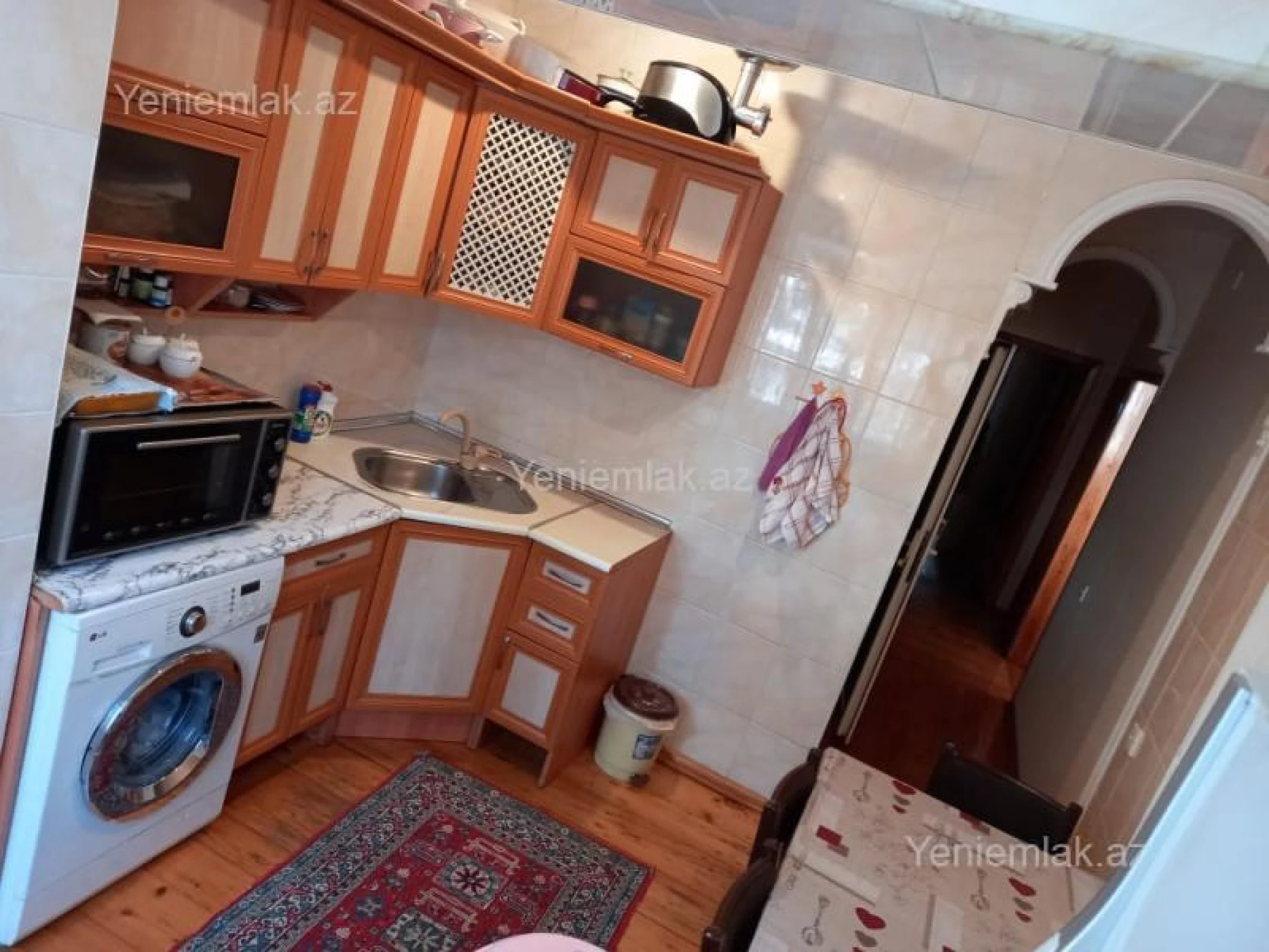 Satılır 4 otaqlı köhnə tikili 105 m²