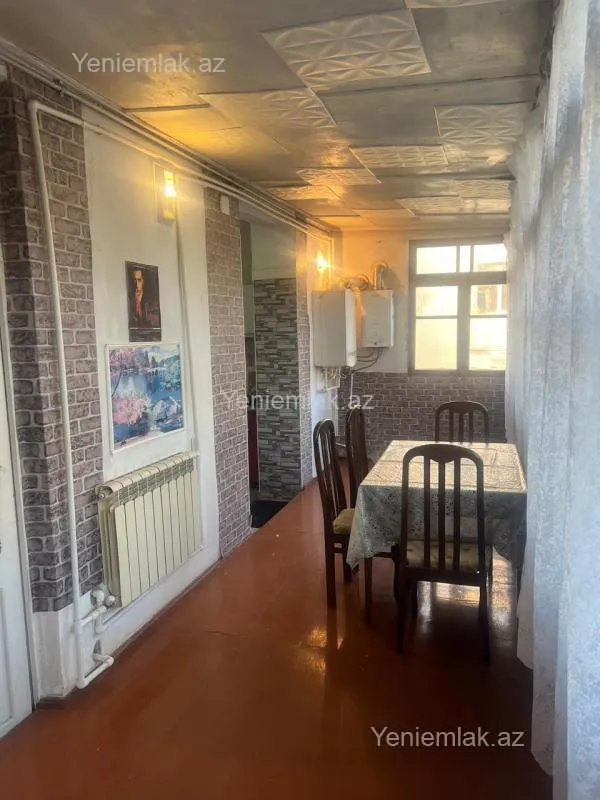Satılır 3 otaqlı köhnə tikili 80 m²