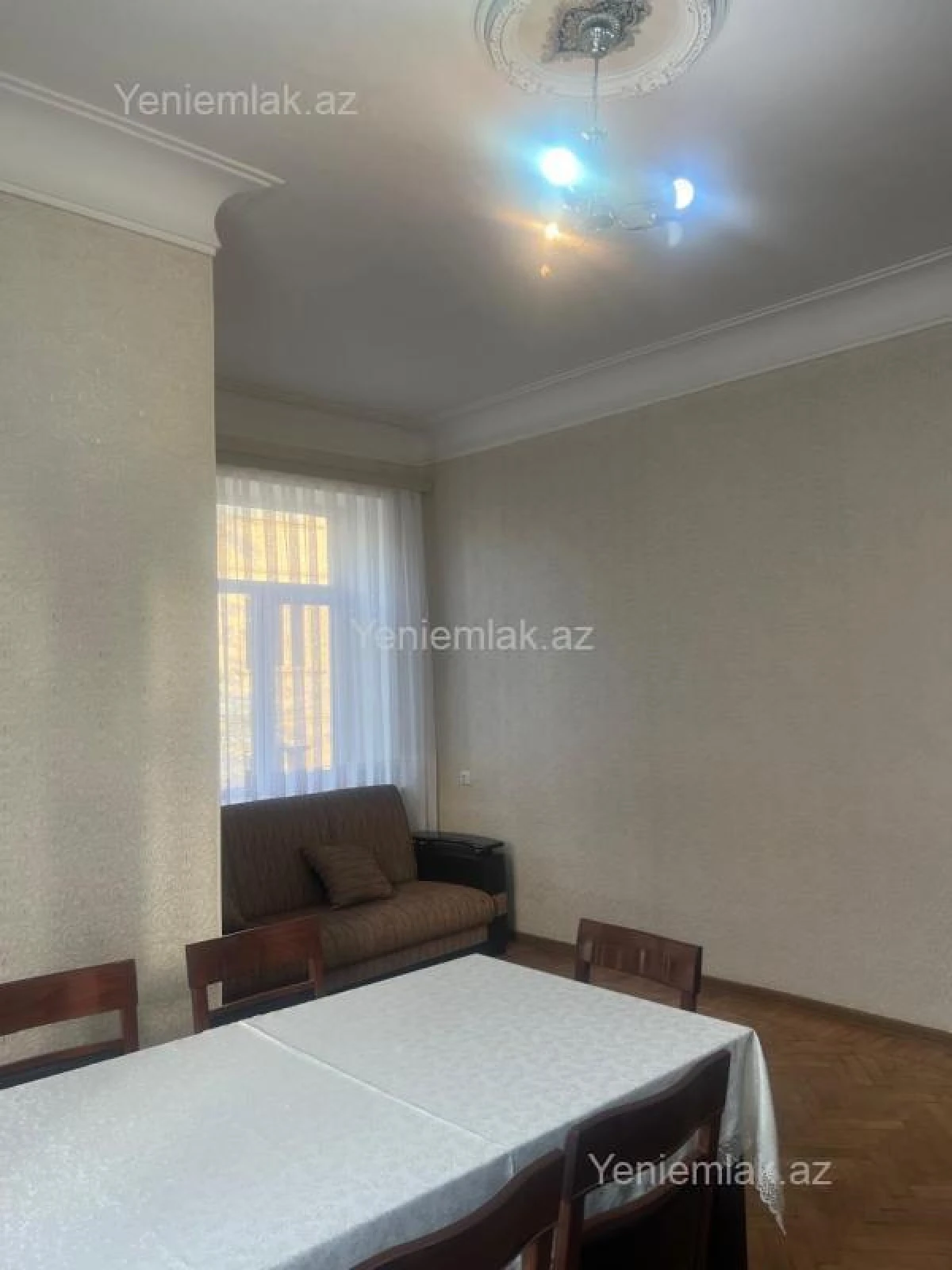 Satılır 3 otaqlı köhnə tikili 80 m²
