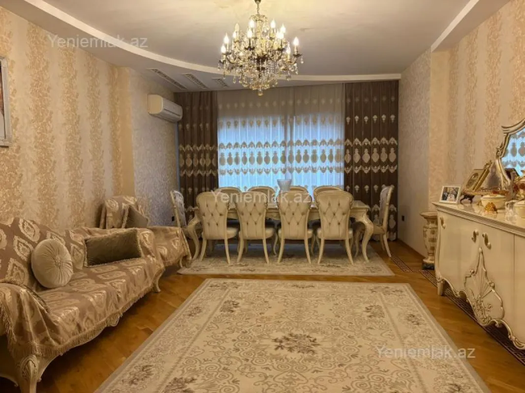 Satılır 4 otaqlı yeni tikili 225 m²