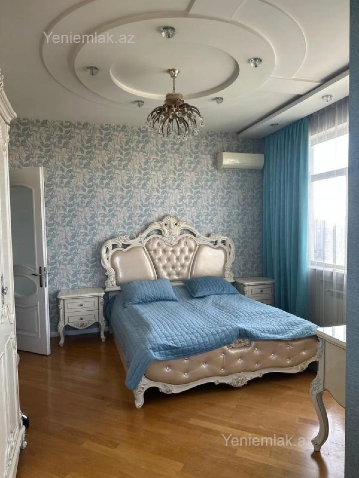 Satılır 4 otaqlı yeni tikili 145 m²