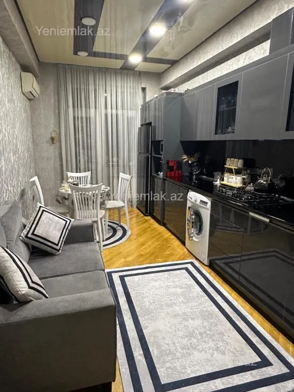 Satılır 4 otaqlı yeni tikili 145 m²