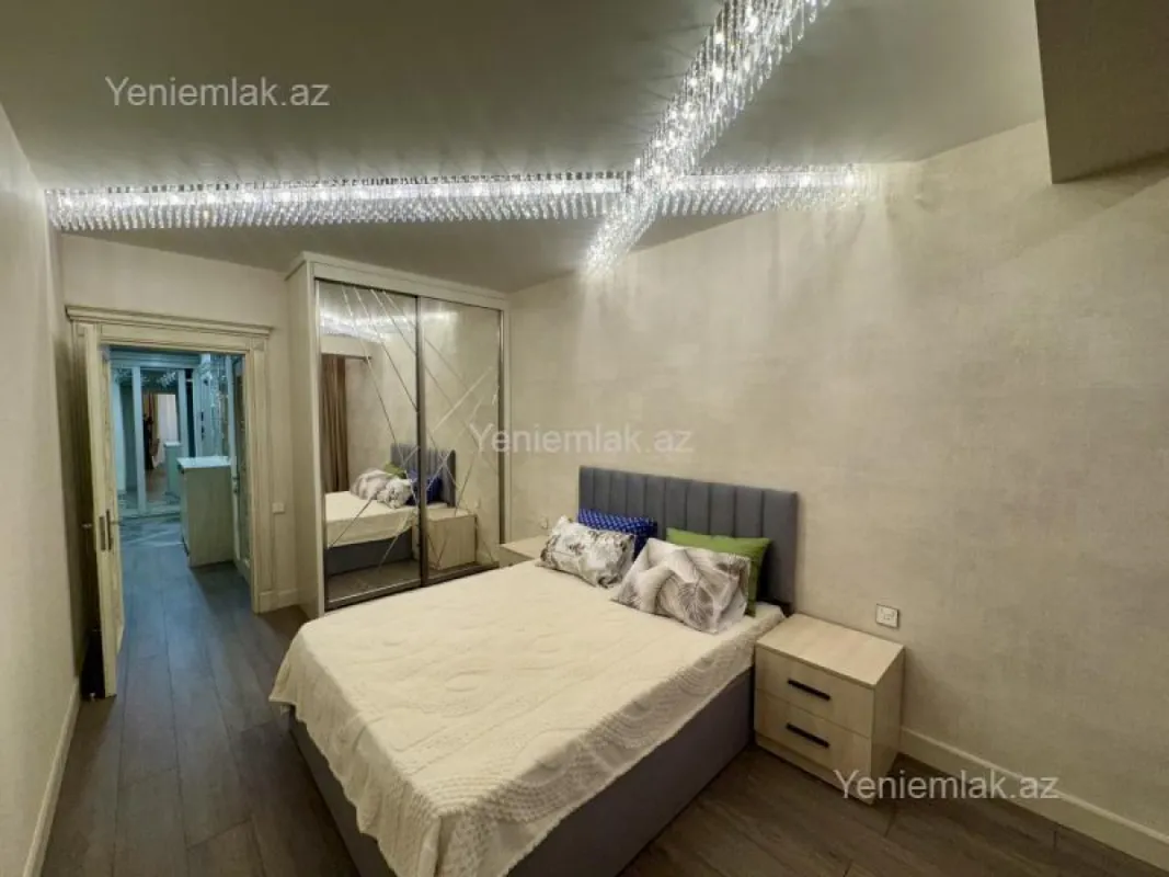 Satılır 2 otaqlı yeni tikili 64 m²