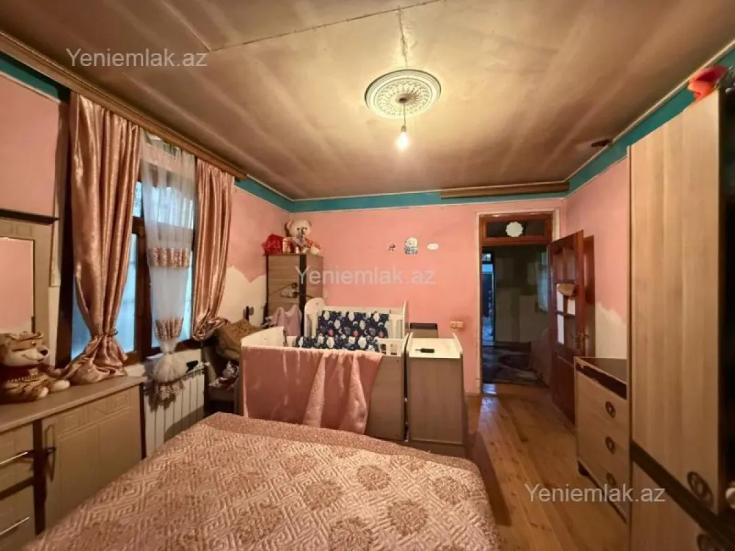 Satılır 4 otaqlı həyət evi 125 m²