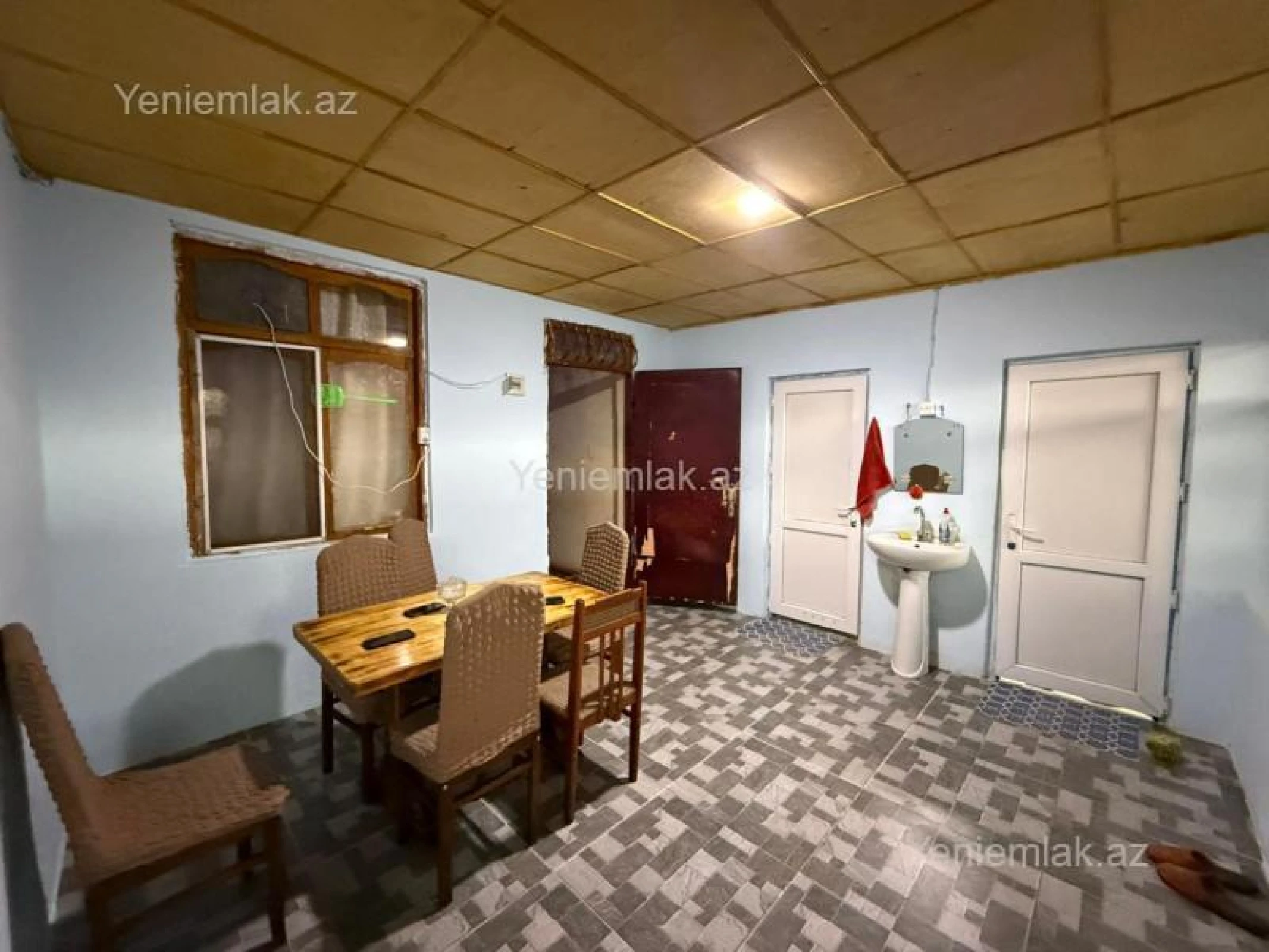 Satılır 4 otaqlı həyət evi 125 m²