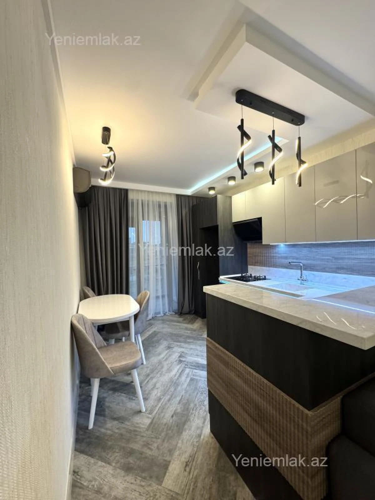 Satılır 2 otaqlı yeni tikili 64 m²