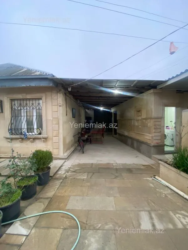 Satılır 4 otaqlı həyət evi 100 m²