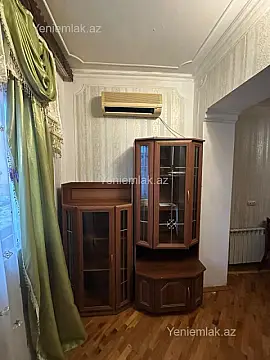 Satılır 3 otaqlı köhnə tikili 80 m²