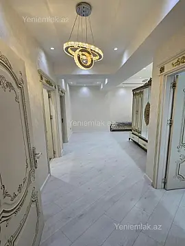 Satılır 3 otaqlı yeni tikili 125 m²