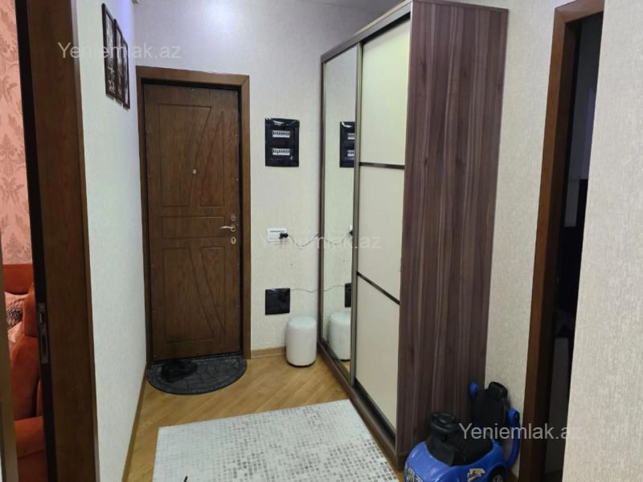 Satılır 5 otaqlı köhnə tikili 120 m²