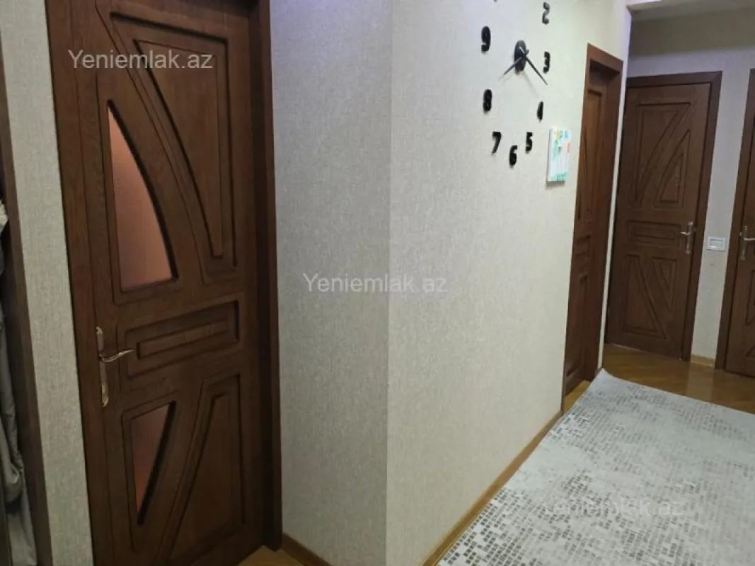 Satılır 5 otaqlı köhnə tikili 120 m²