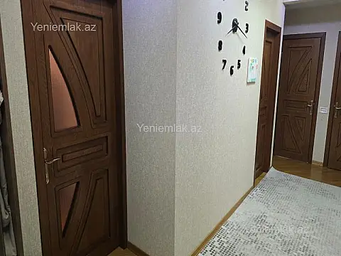 Satılır 5 otaqlı köhnə tikili 120 m²