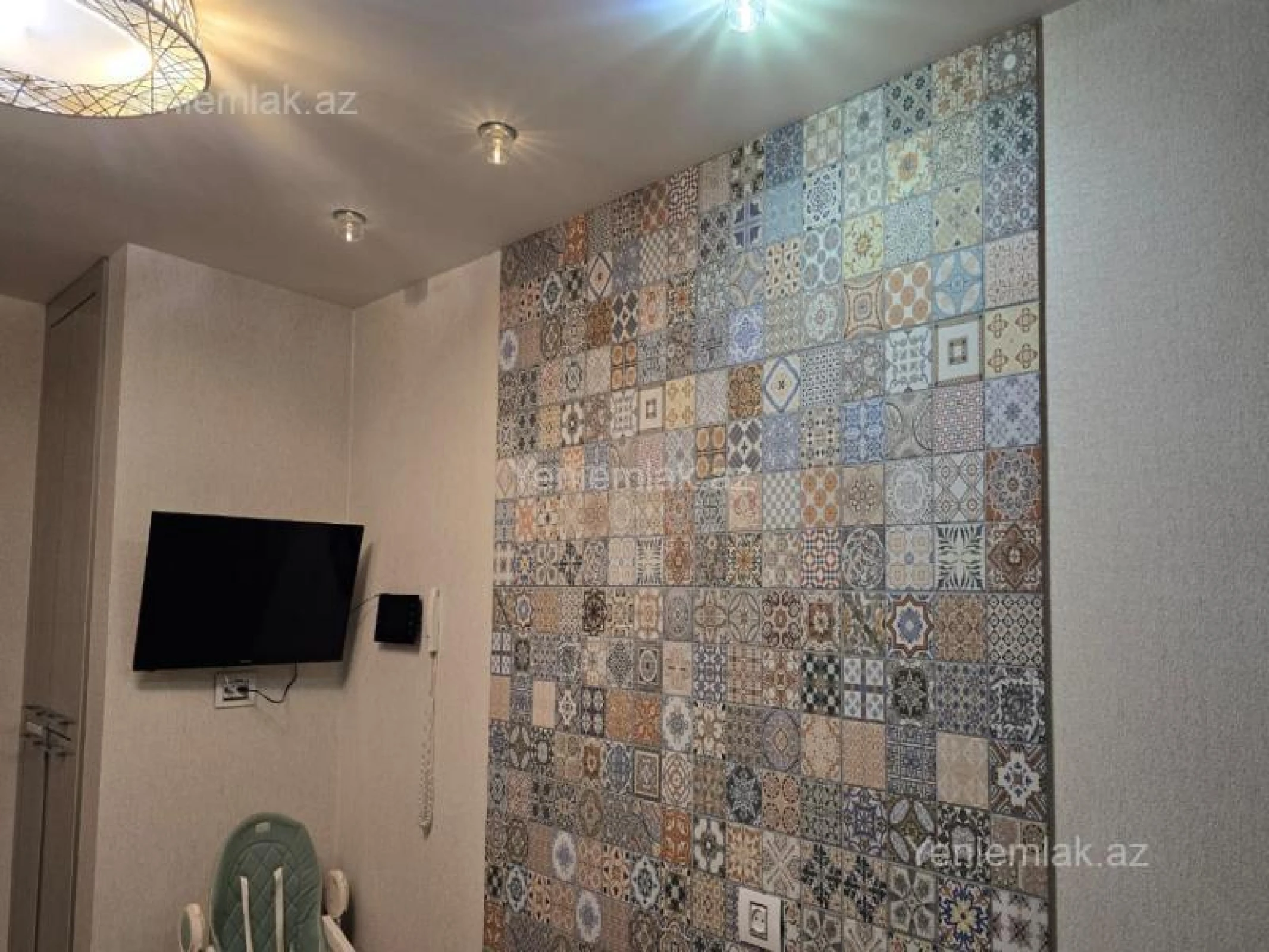 Satılır 5 otaqlı köhnə tikili 120 m²