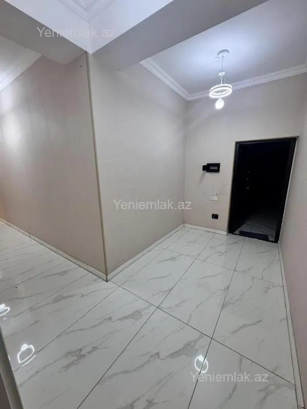 Satılır 3 otaqlı yeni tikili 110 m²