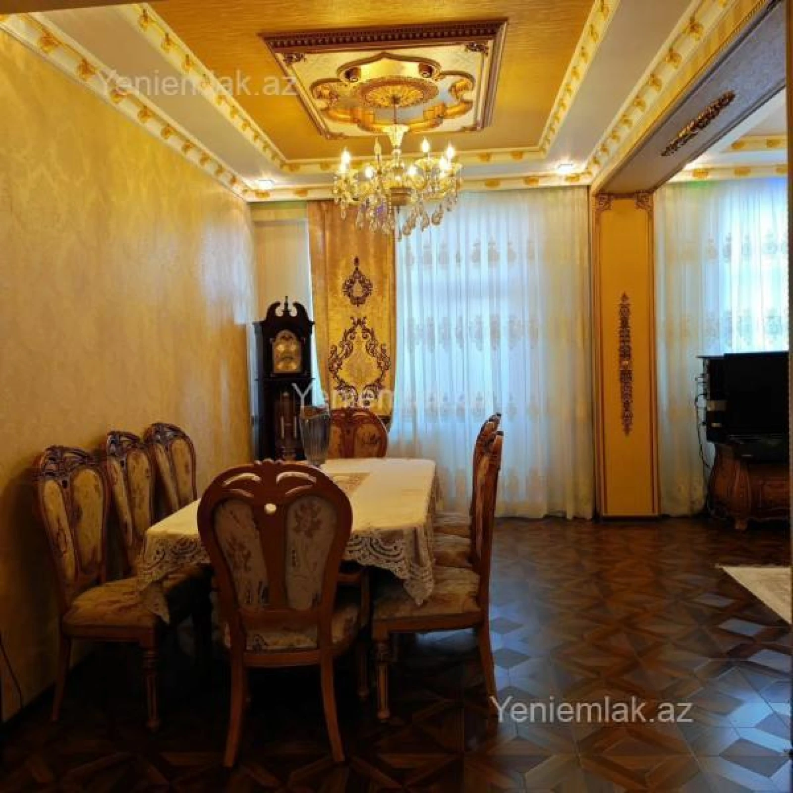 Satılır 4 otaqlı yeni tikili 140 m²