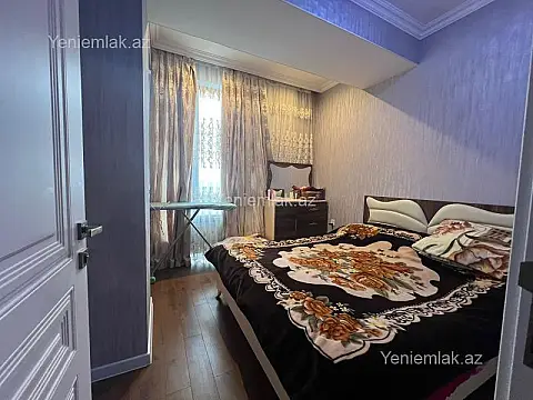 Satılır 3 otaqlı yeni tikili 72 m²