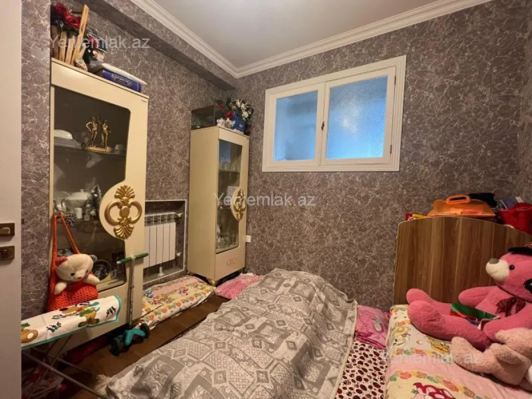 Satılır 3 otaqlı yeni tikili 72 m²