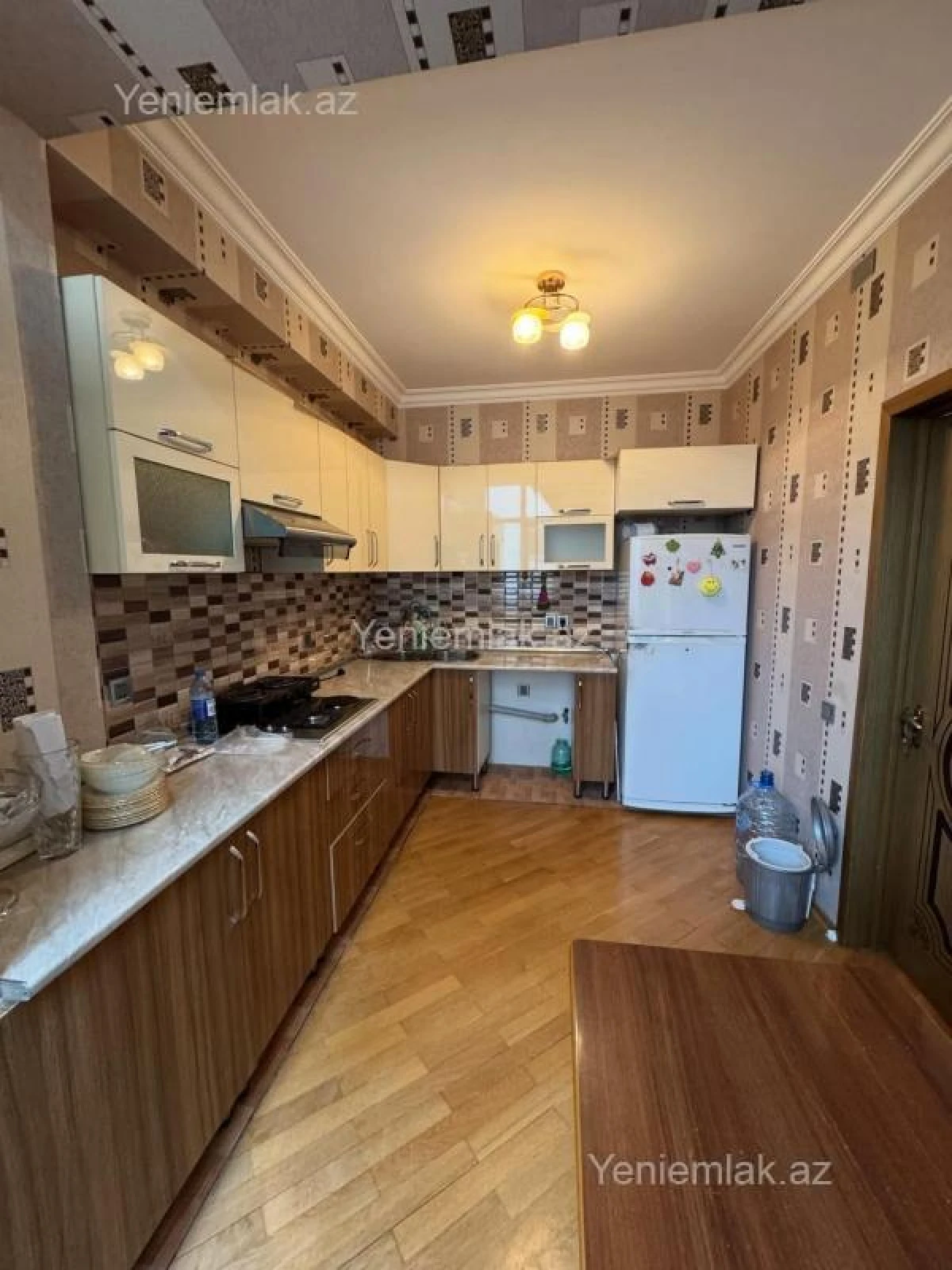 Satılır 3 otaqlı yeni tikili 86 m²