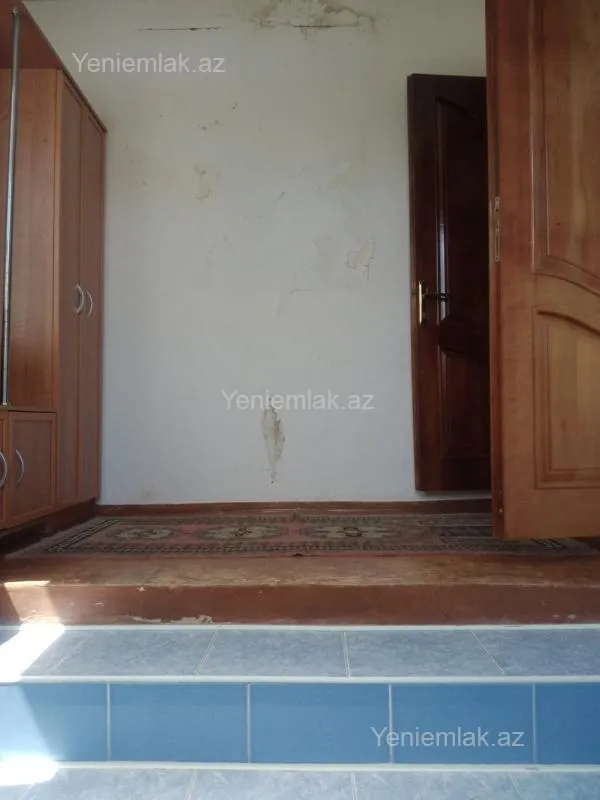 Satılır 3 otaqlı həyət evi 100 m²