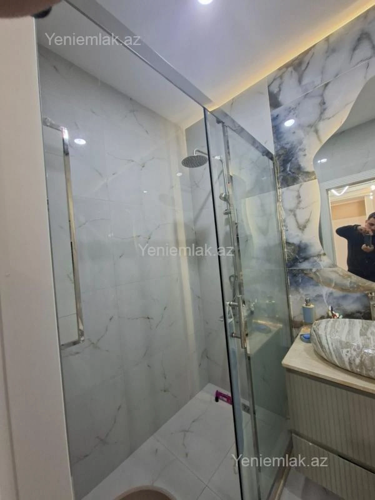 Satılır 3 otaqlı yeni tikili 92 m²