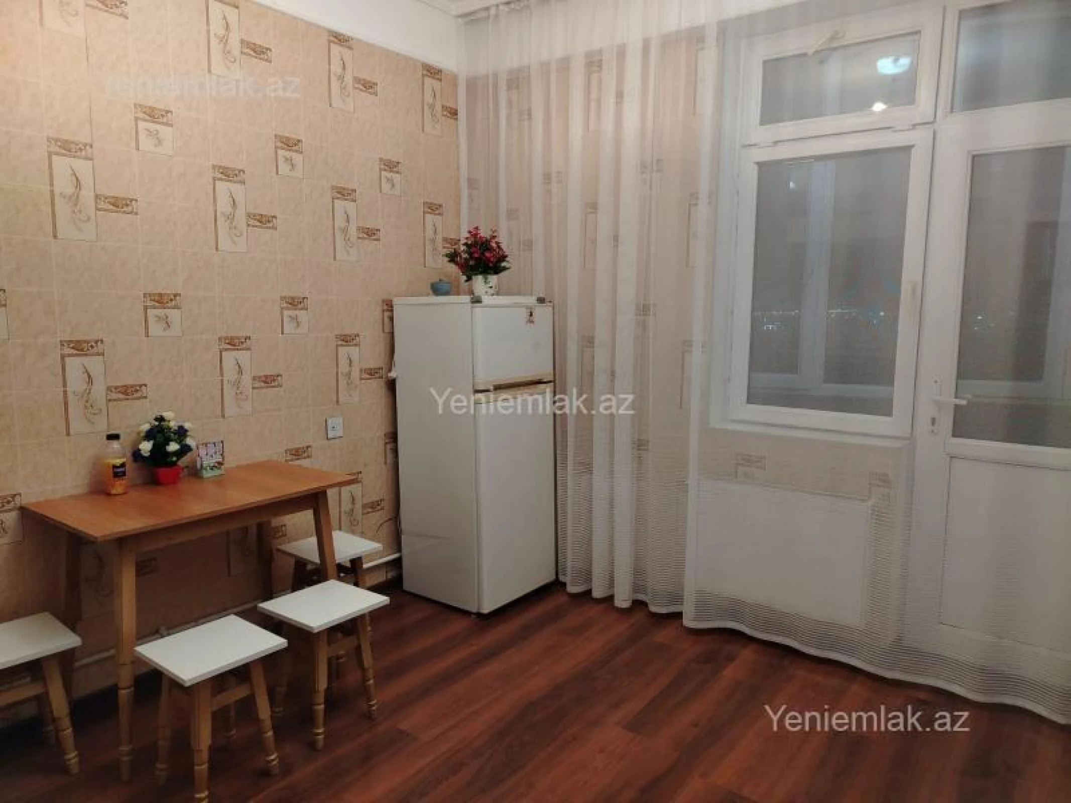 Satılır 2 otaqlı yeni tikili 64 m²