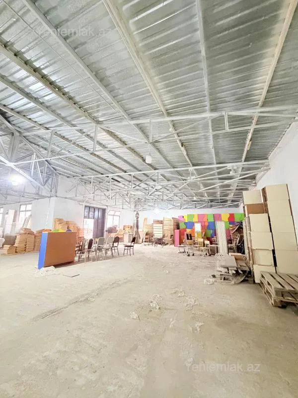 Satılır 7 otaqlı obyekt 2500 m²