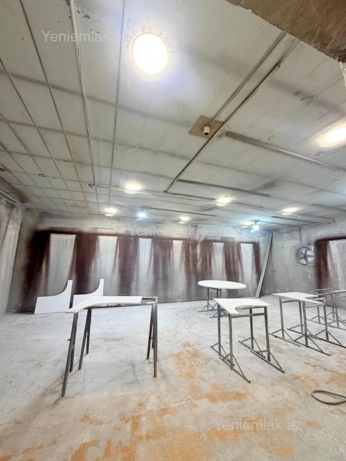 Satılır 7 otaqlı obyekt 2500 m²