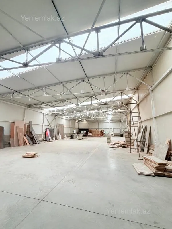 Satılır 7 otaqlı obyekt 2500 m²